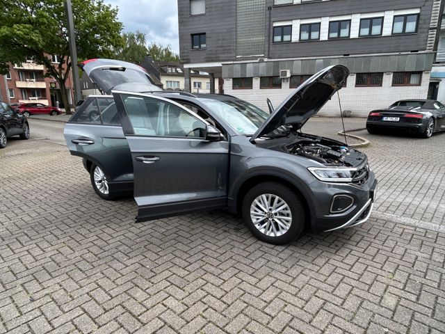 VW T-Roc Life Navi PDC LED  App-Connect LED