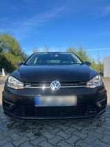 Volkswagen Golf VII in einem guten Zustand - Gute Kleinwagen gebraucht