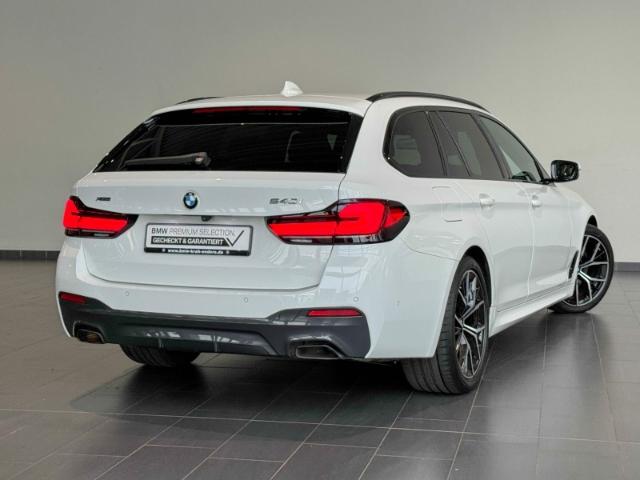 BMW 540 i xDrive Touring M Sport Laserlicht+Pano+HUD