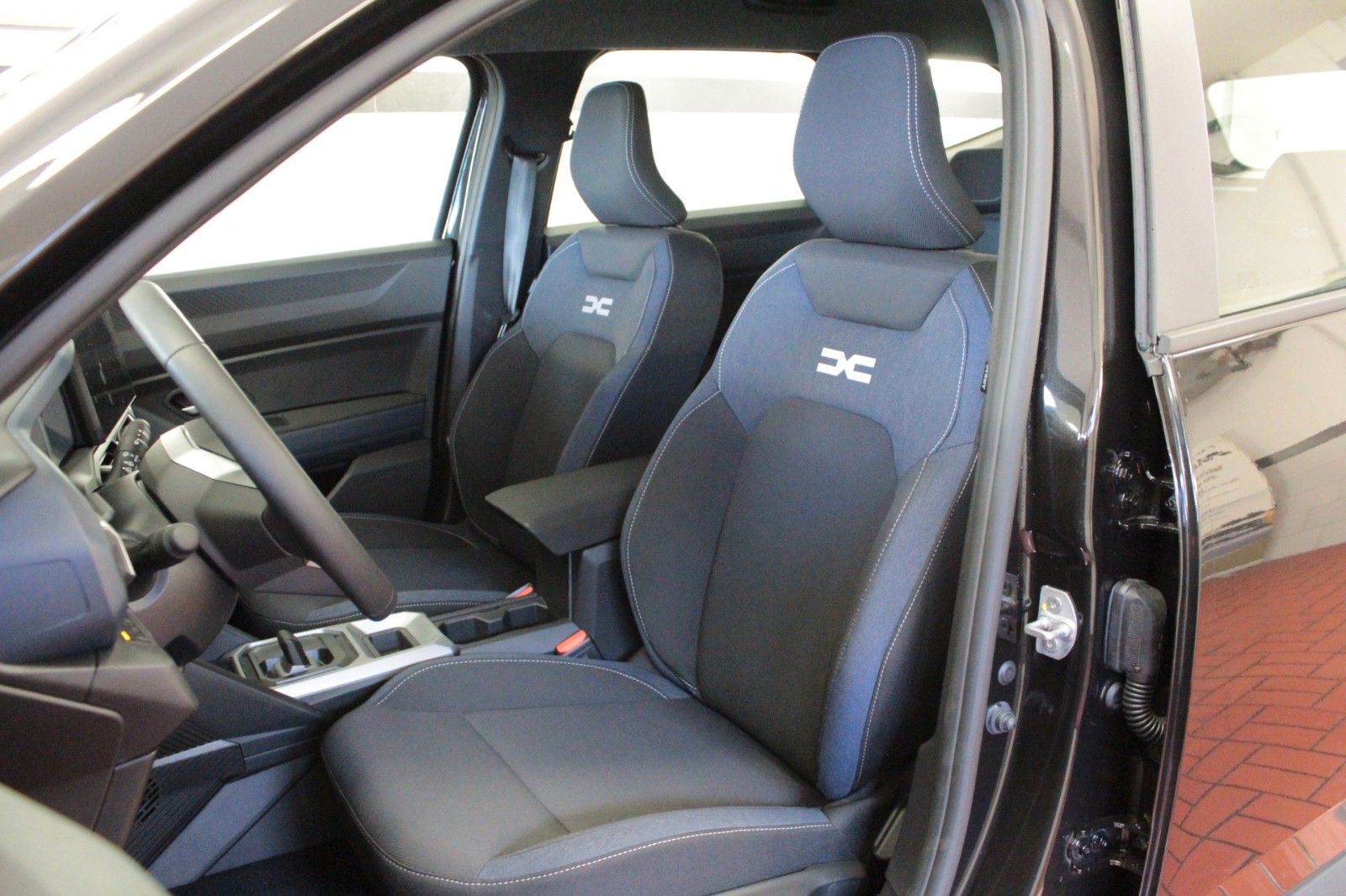 Fahrzeugabbildung Dacia Bigster hybrid 155 Expression*Winter-Plus-Paket*
