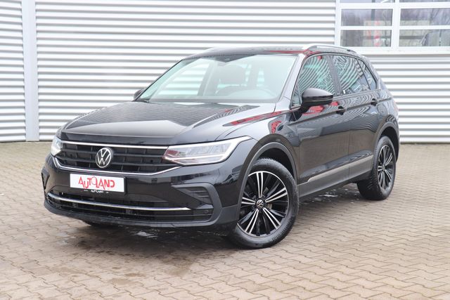 Volkswagen Tiguan 1.5 TSI Active Navi Sitzheizung LED ACC