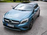 Mercedes-Benz A 200 Automatik*Diamantgrill*Pano*Memory*ILS