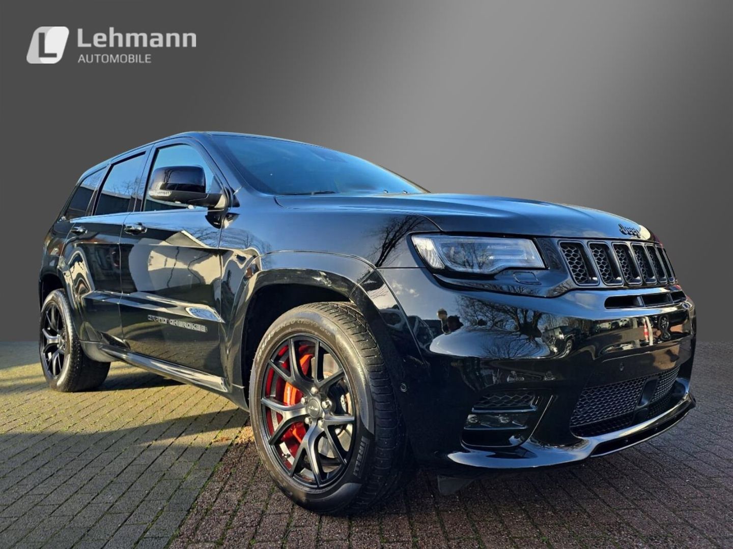 Fahrzeugabbildung Jeep Grand Cherokee 6.4 V8 SRT - Leder - Panoramadach