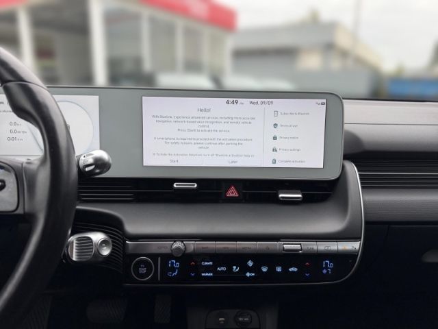 Fahrzeugabbildung Hyundai IONIQ 5 Basis +KLIMA+NAVI+PDC+RFK+SHZ+ACC+BT+UVM