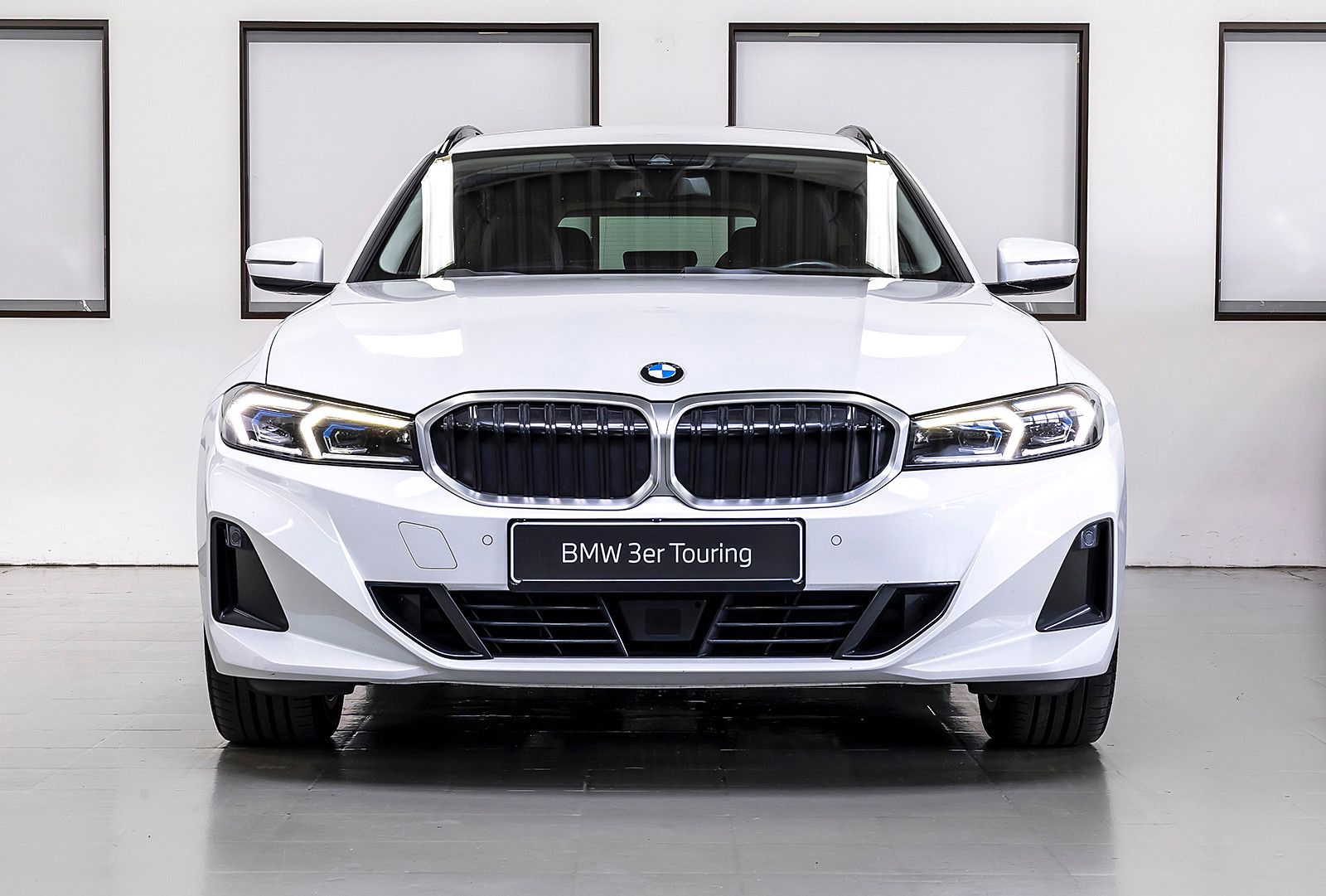 BMW 320xdT SAG LED LCP HUD ACC KAY DAB HiFi AHK 19" imagem 2