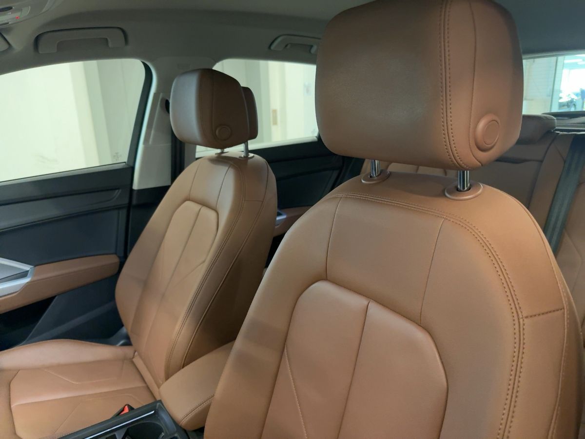 Audi Q3 - Bild 21