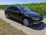 Volkswagen Passat 1.6 TDI - Parkpilot - Massage - Keyless - Volkswagen Passat: 1.6