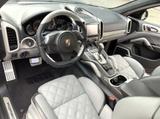 Porsche Cayenne Turbo Turbo - Porsche Cayenne aus 2011: Turbo