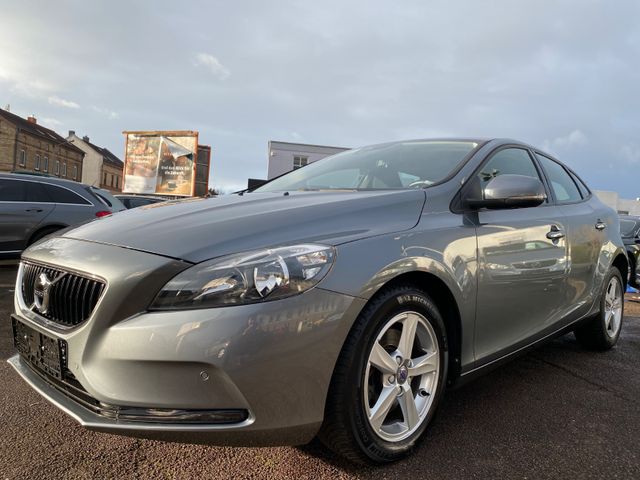 Volvo V40 T2 Kinetic