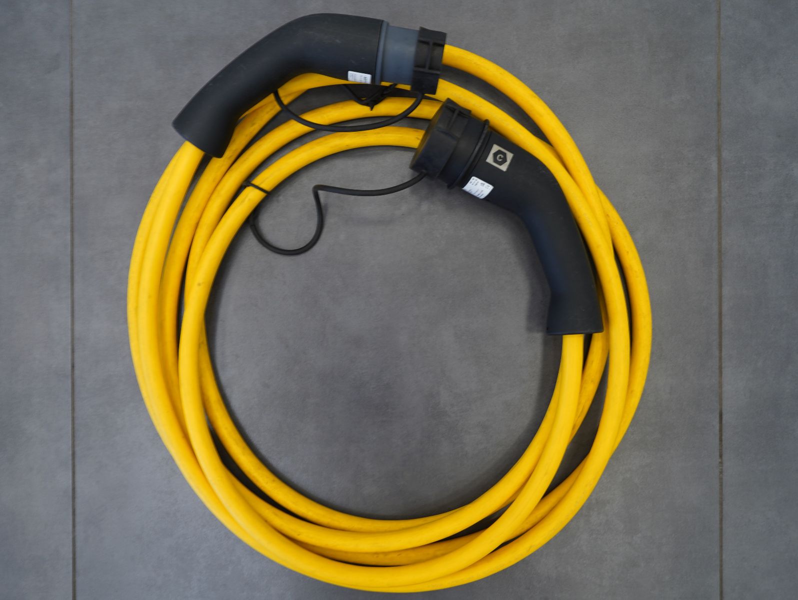 Fahrzeugabbildung Fiat 500e 87KW/42kWh/DC-LADEN/CARPLAY/DAB/SOH/KAMERA