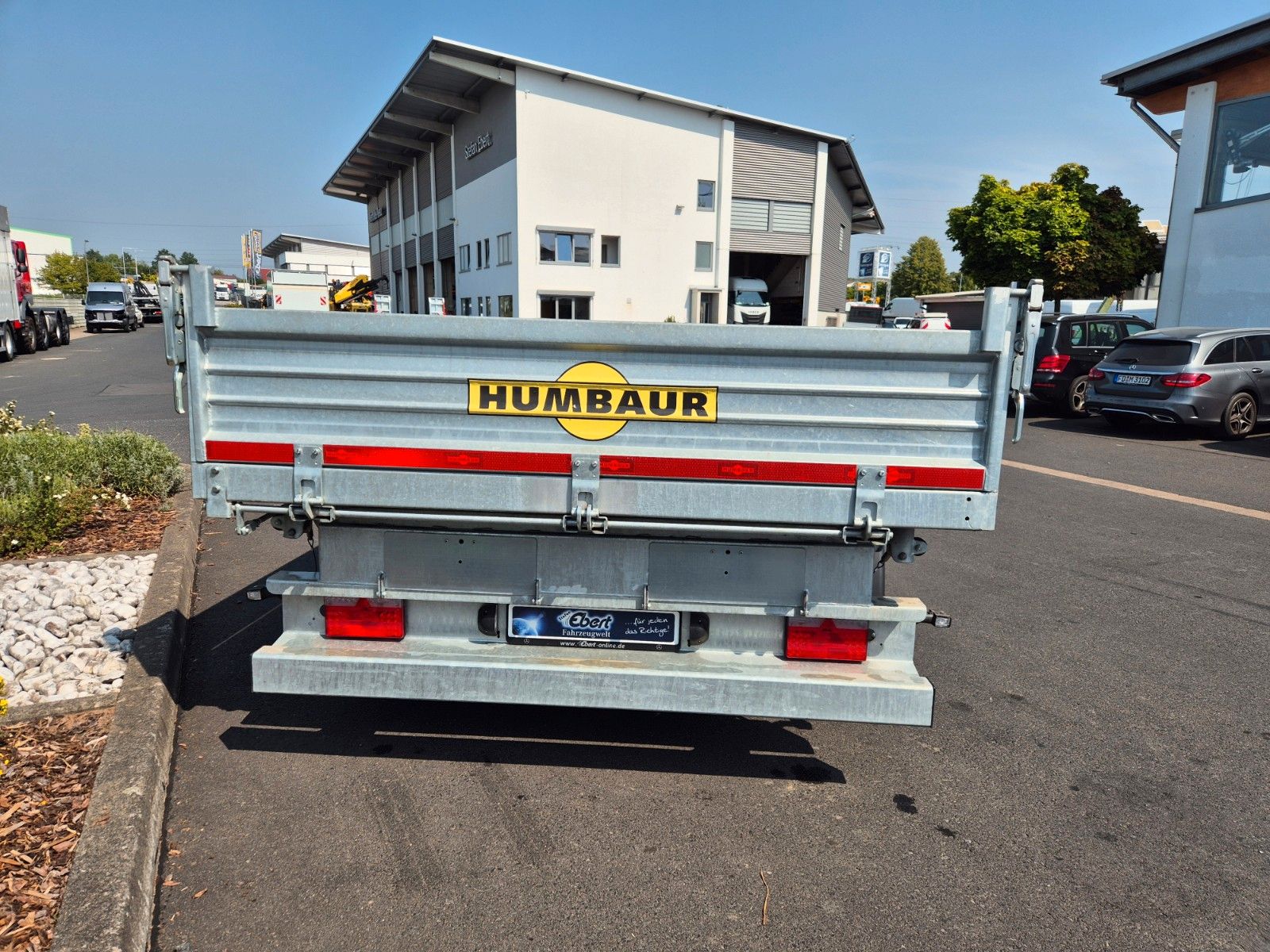 Fahrzeugabbildung Humbaur HTK 754020 Dreiseitenkipper vollverzinkt