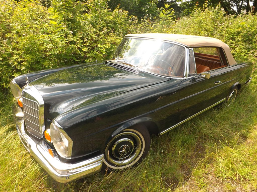 Mercedes-Benz 250