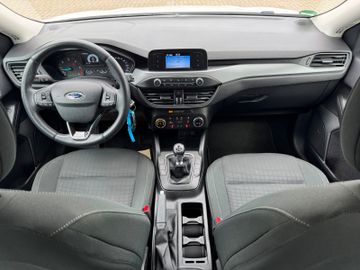 Ford Focus - 10