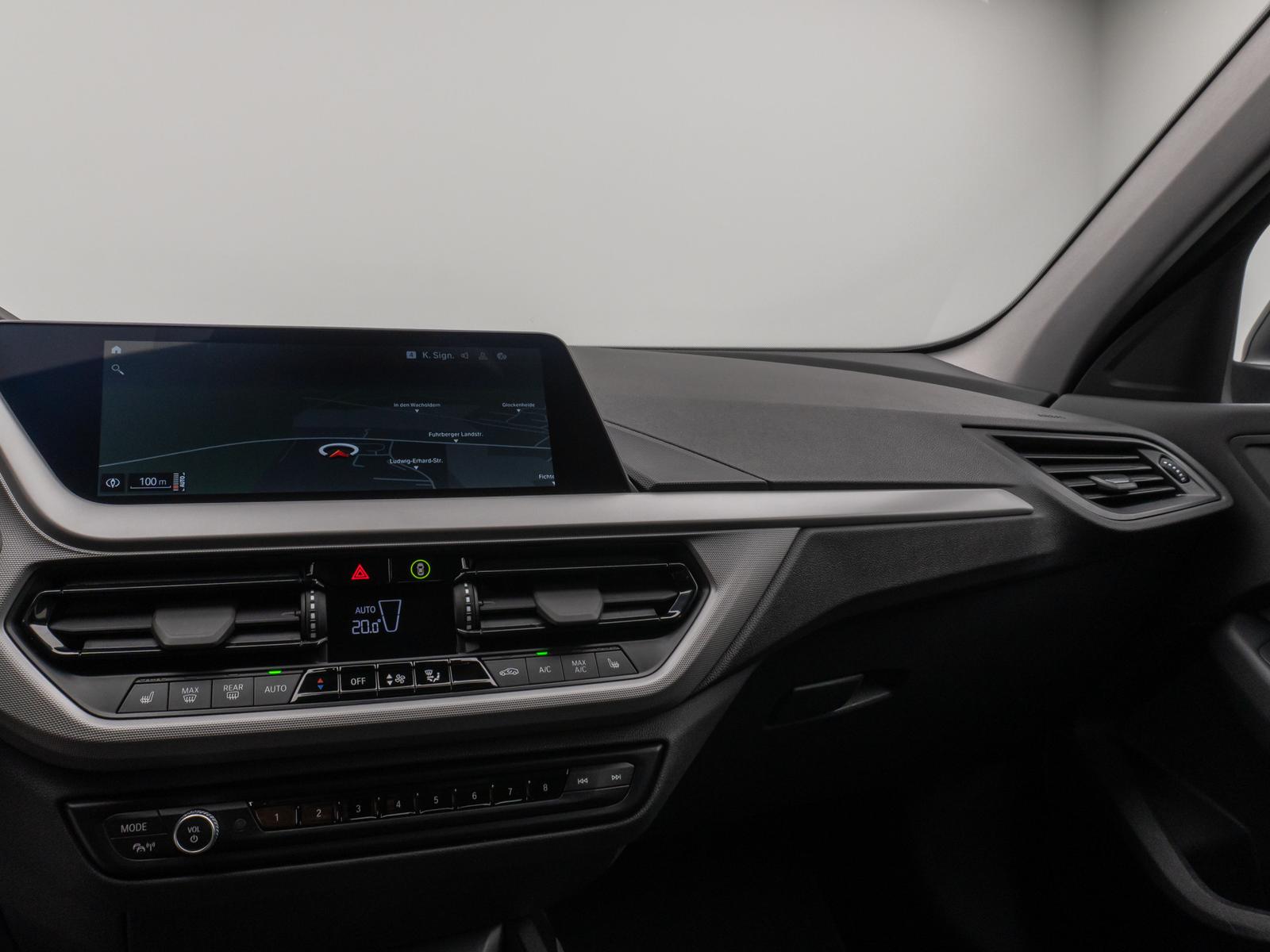 BMW 118 i DAB CockPitPro Geschwindigkeitsreg PDC LED, миниатюра 21