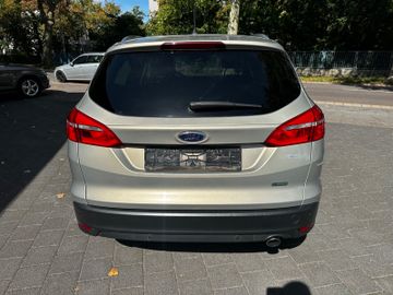 Ford Focus - 5