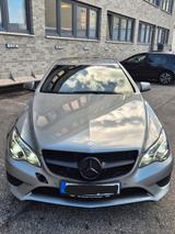 Mercedes-Benz E 200 Coupé E 200 - - Mercedes-Benz: Firmenfahrzeug