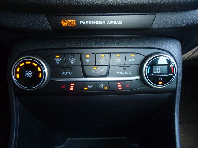 Fahrzeugabbildung Ford Fiesta 1.0 Titanium>NAV/KAM/PDC/Sitzheiz<