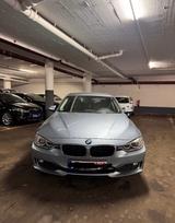 BMW F30 316i - BMW 316: Automatik