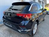 Volkswagen T-Roc Sport 1.5 TSI DSG LED ACC SHZ KAMERA ALU - Volkswagen T-Roc: Sport