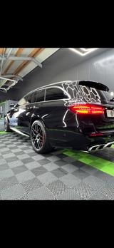 Mercedes-Benz E63 S AMG-Liebhaberzustand Drivers Package etc - gebrauchte Mercedes-Benz E 63 AMG aus dem Jahr 2019