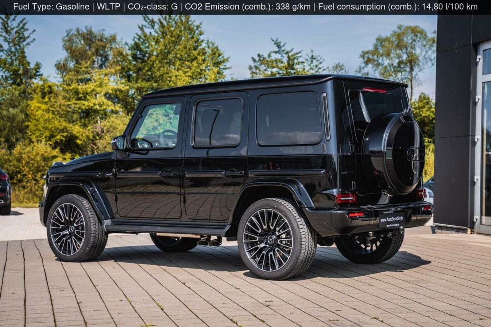 Mercedes-Benz G 63 AMG prod.26 BLACK/RED A22 TV