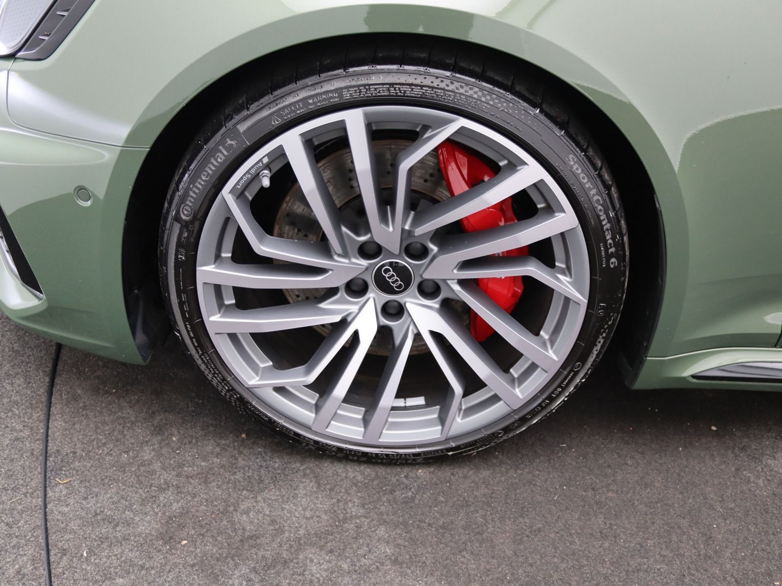 Audi RS4 - Bild 17