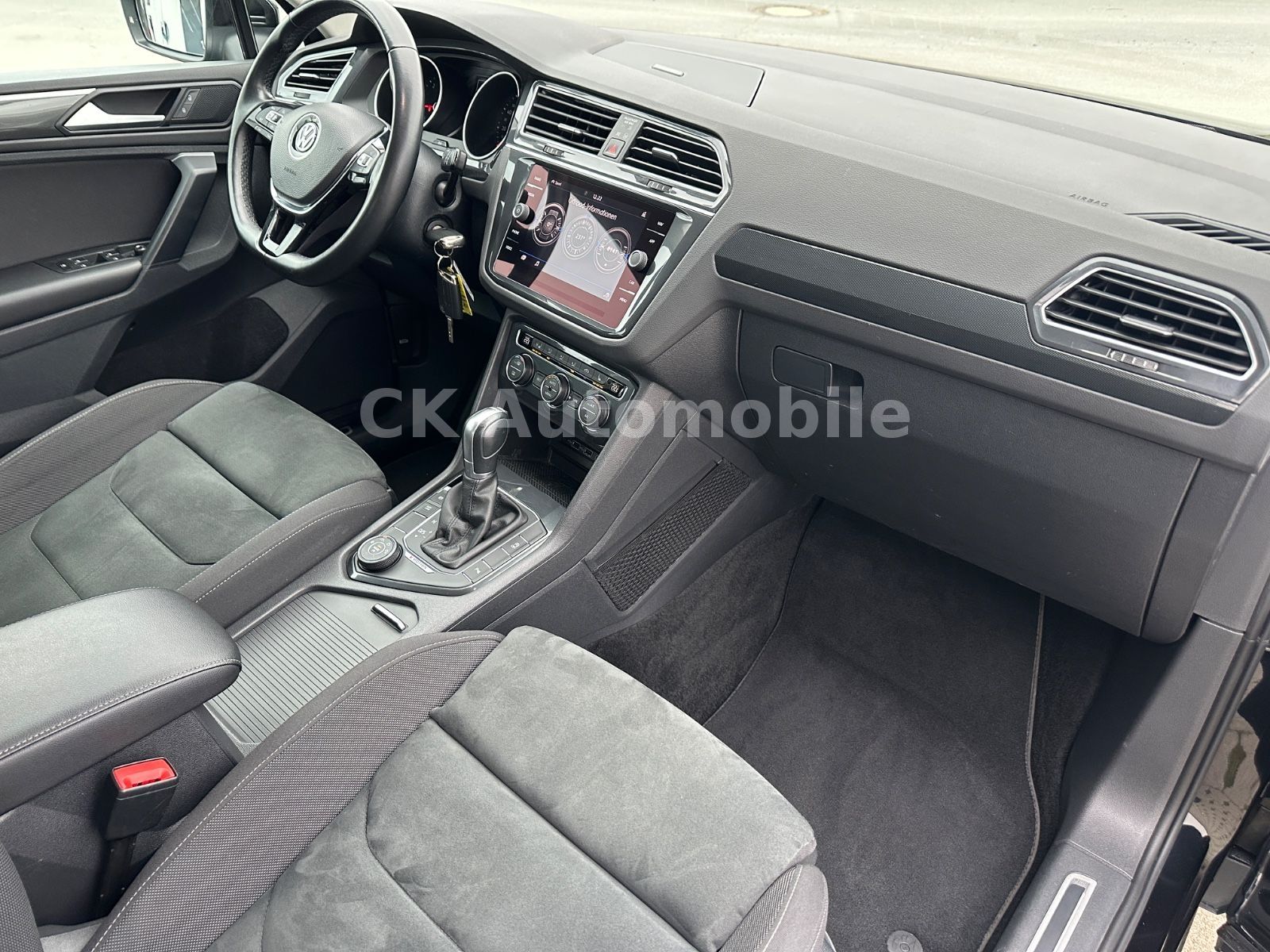 Fahrzeugabbildung Volkswagen Tiguan 2.0TDI Highline BMT 4Motion/DSG/Navi/LED
