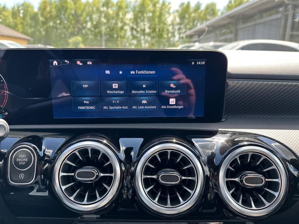 Fahrzeugabbildung Mercedes-Benz A 220 4M Progressive Pano Totwi. 360° LED Memo