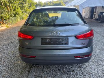 Audi Q3 - 4