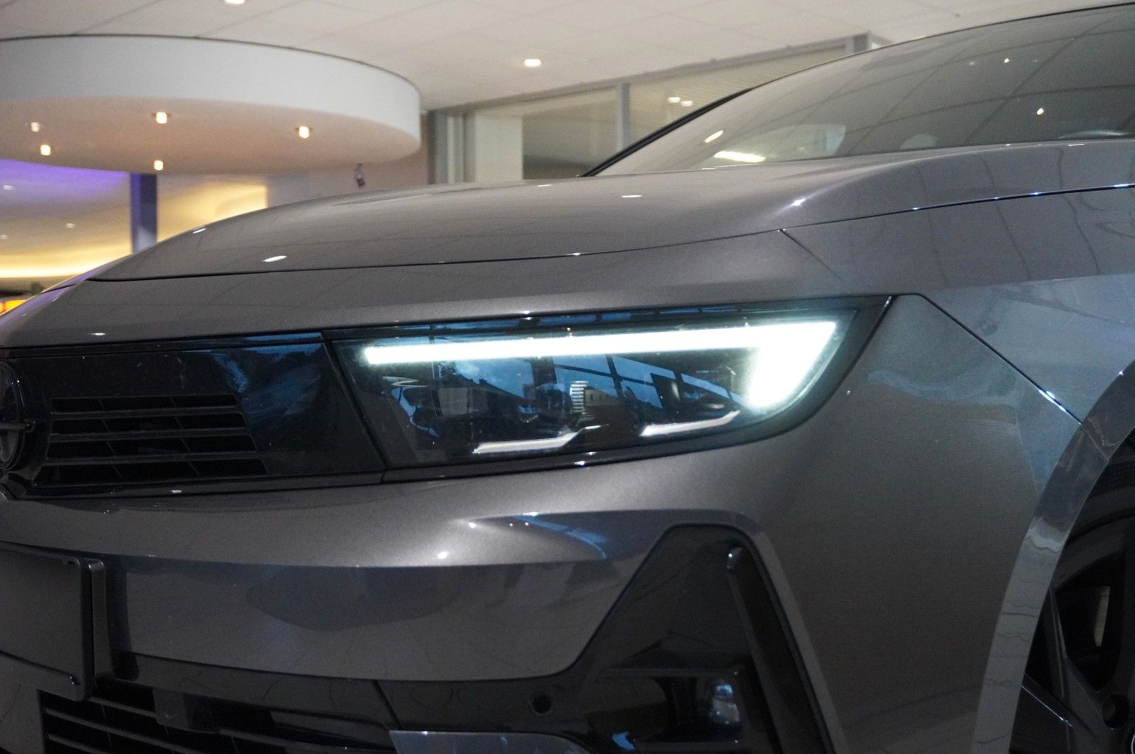 Fahrzeugabbildung Opel Astra L ST 1.2T GS LINE NAVI/LED/360°/VIRT./DAB+