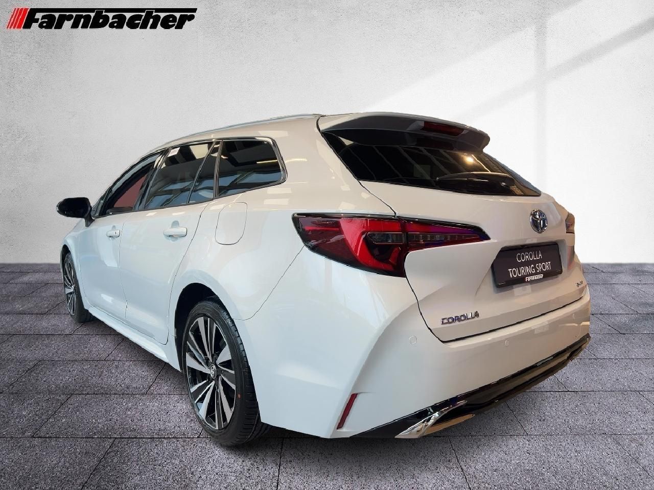 Fahrzeugabbildung Toyota Corolla TS Hyb. 1.8 l Teamplayer