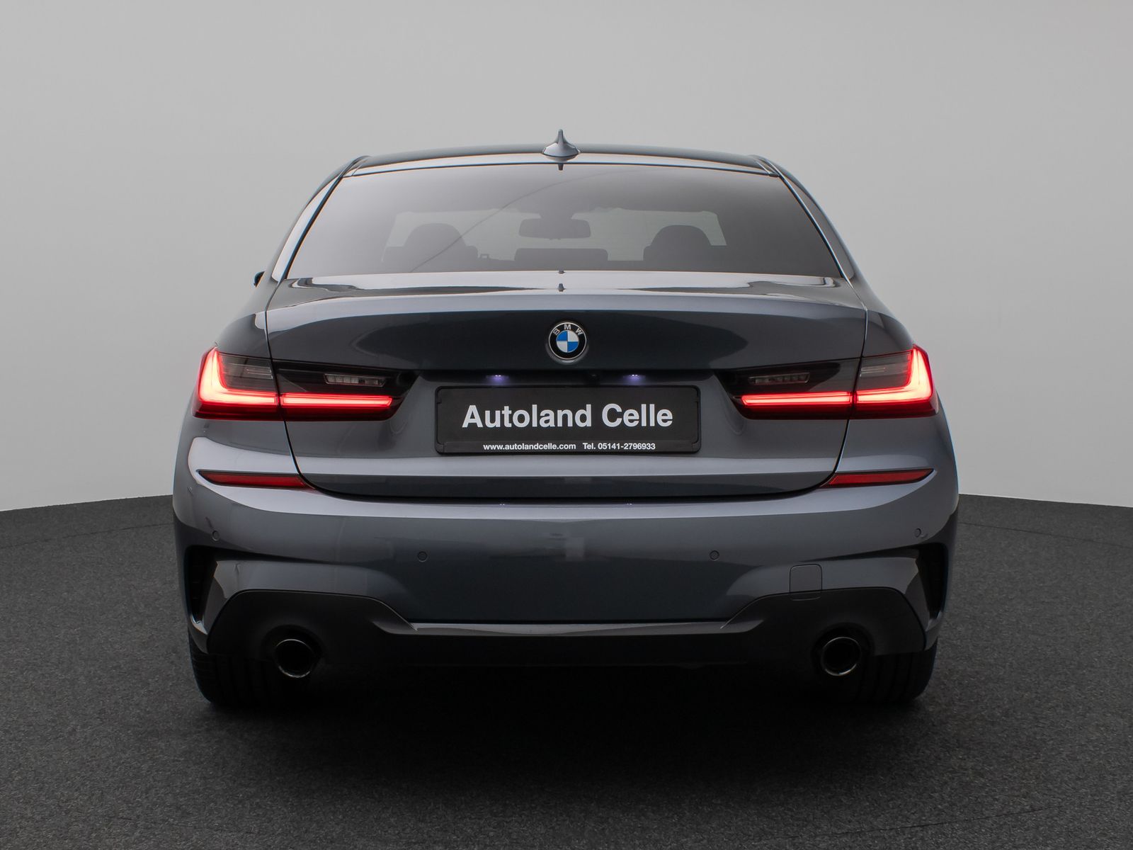 Fahrzeugabbildung BMW 330i xD M Sport Kamera Laser HUD DAB Komfort 19"