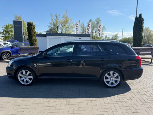 Toyota Avensis Kombi 2.0 Executive