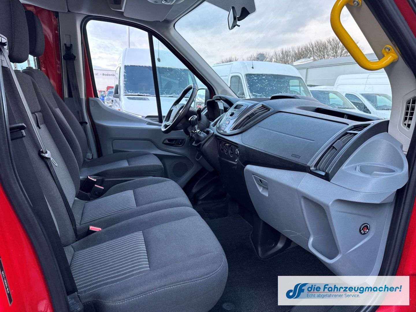 Fahrzeugabbildung Ford Transit Kombi 350 L3 *Stdhzg. Klima*Trend 2.0 TD