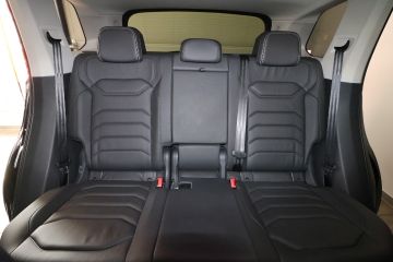 Volkswagen Touareg - 12
