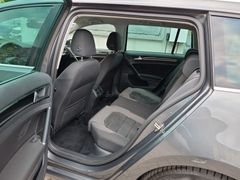 Fahrzeugabbildung Volkswagen Golf VII Variant 1.5 TSI DSG Highline AHK ACC LE