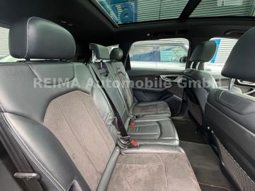 Audi Q7 - 12