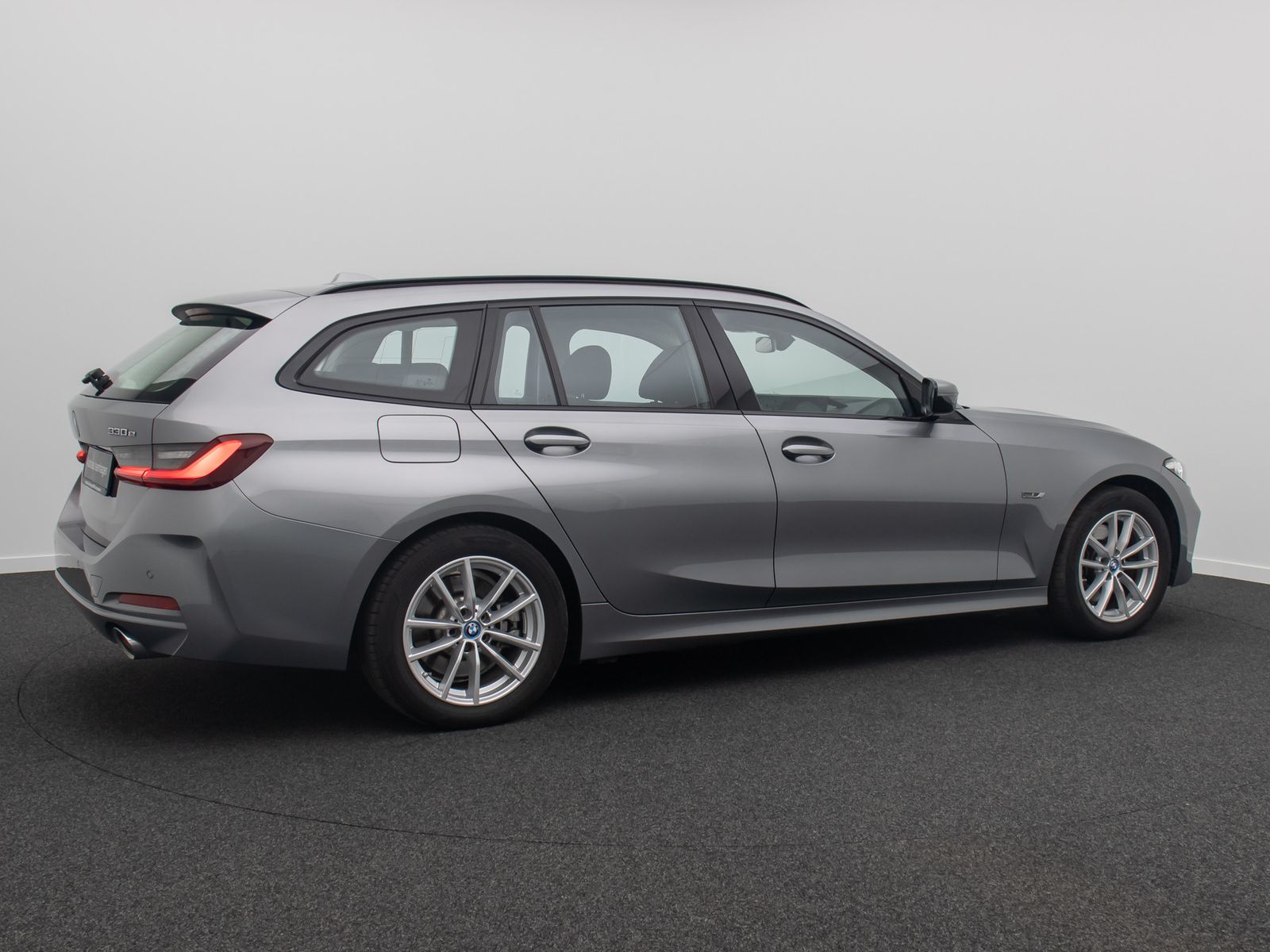 Fahrzeugabbildung BMW 330e AHK DAB Cockpit+ FernlichtAss Sport