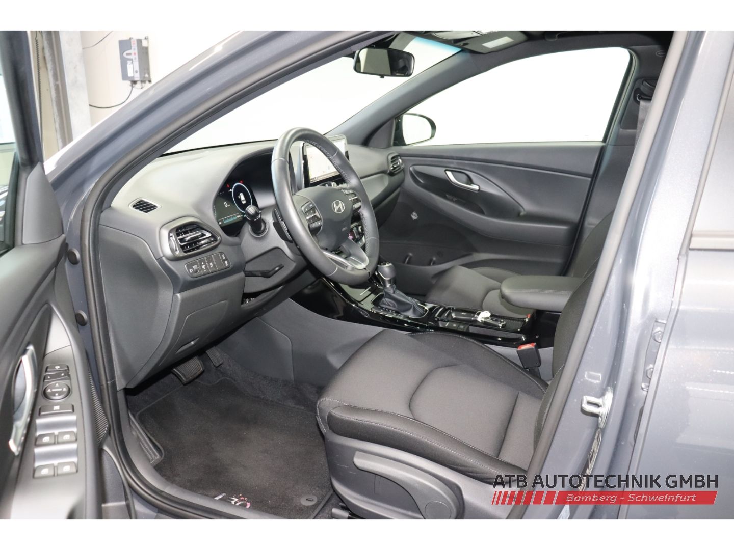 Fahrzeugabbildung Hyundai i30 Kombi Advantage 1.5 T-GDi 48V DCT