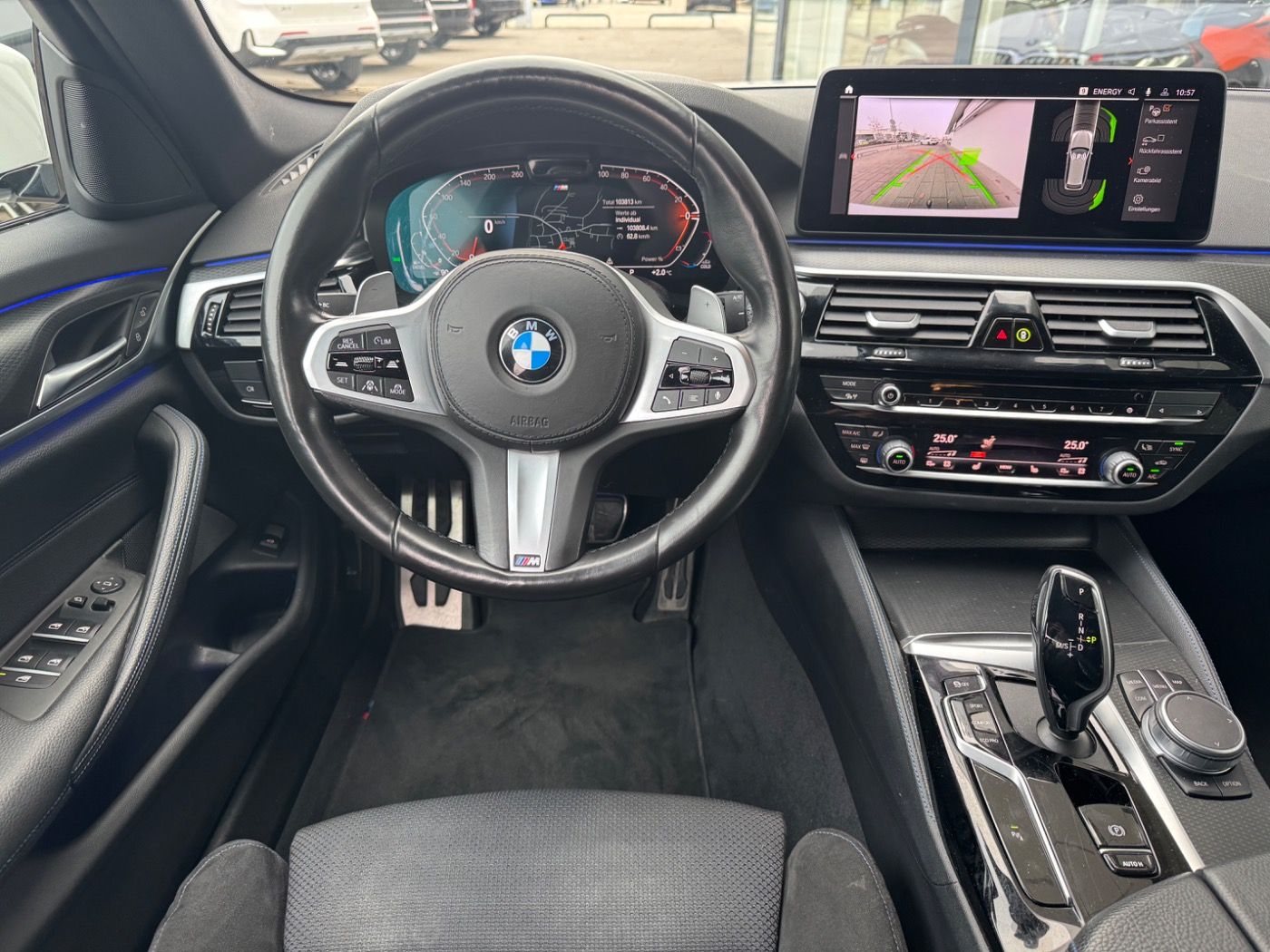 Fahrzeugabbildung BMW 540d xDrive Tour. M-Sport AHK 2 JAHRE GARANTIE