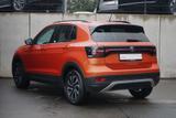 Volkswagen T-Cross 1.0 Active Navi ACC DAB Sitzheizung PDC - Volkswagen T-Cross aus 2022
