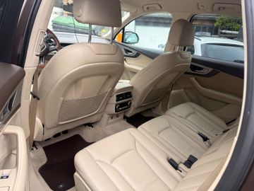 Audi Q7 - 9