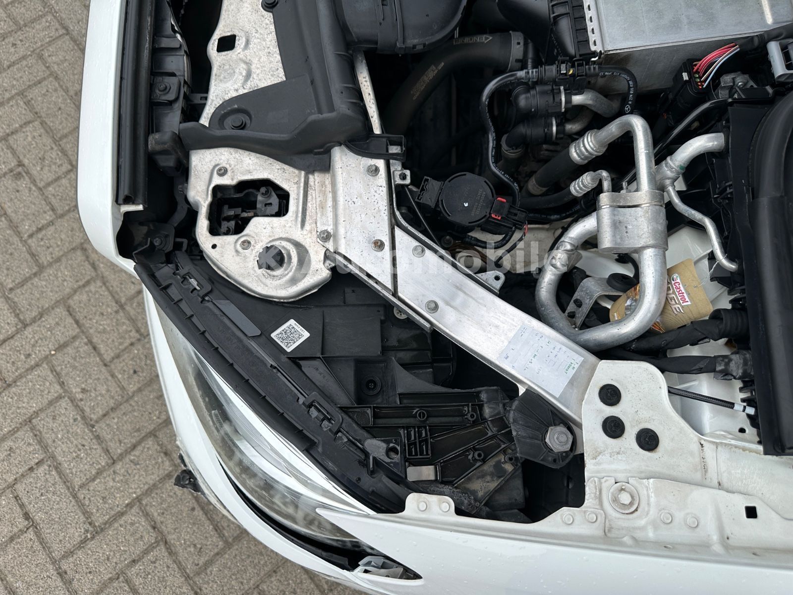 Fahrzeugabbildung Mercedes-Benz E 300 Lim. AMG-Line/Navi/Leder/Kamera/Burmester
