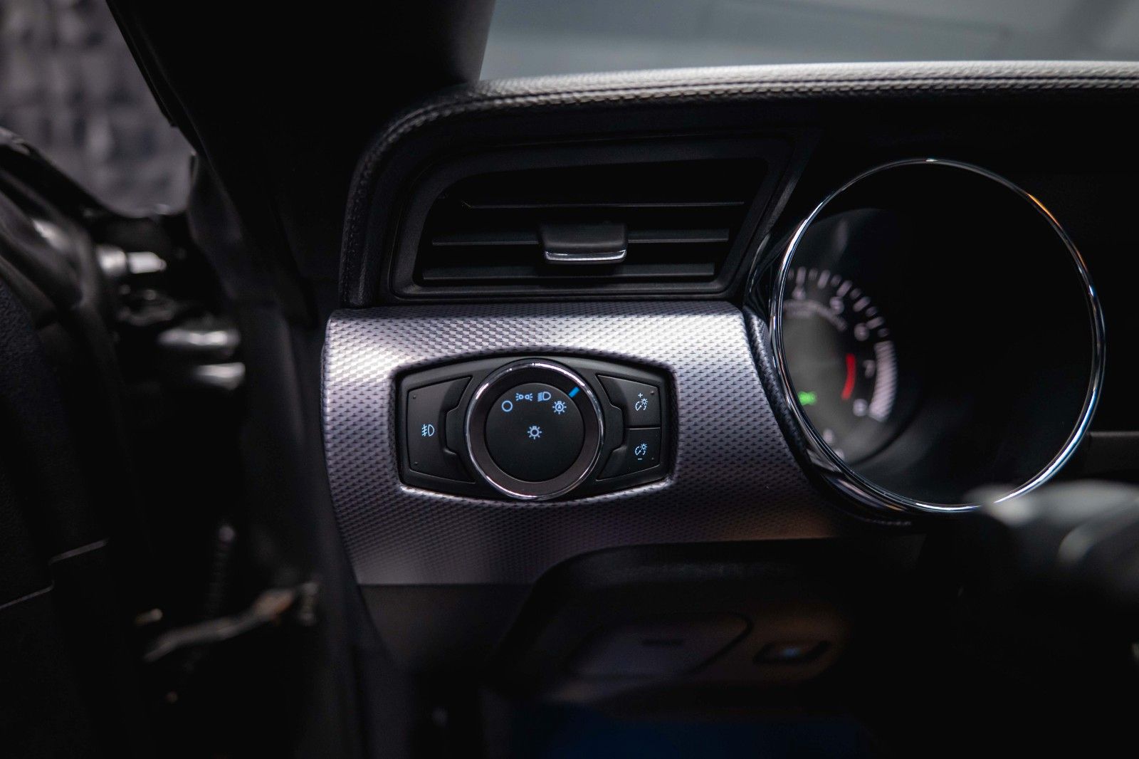 Fahrzeugabbildung Ford Mustang 5.0 V8 GT 500 Coupe Night-Paket *LED*