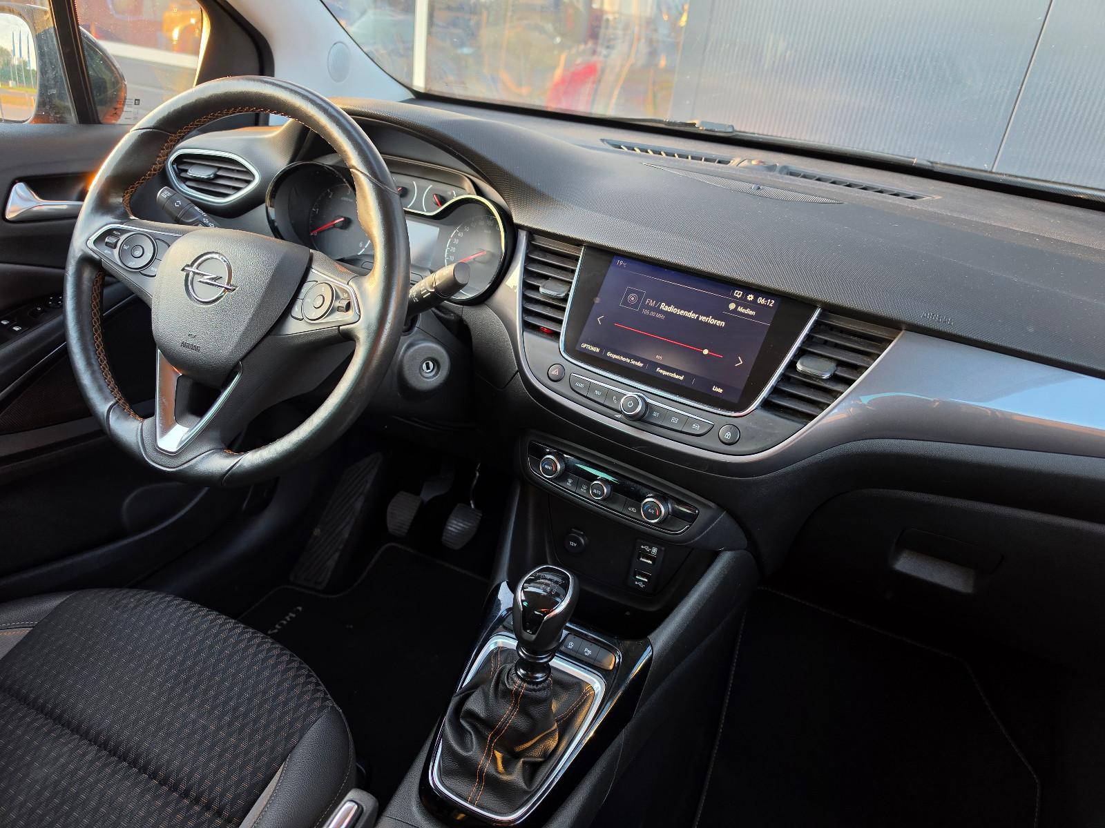 Opel Crossland (X) TÜV Neu/LED/AHK/CarPlay/Allwetter.