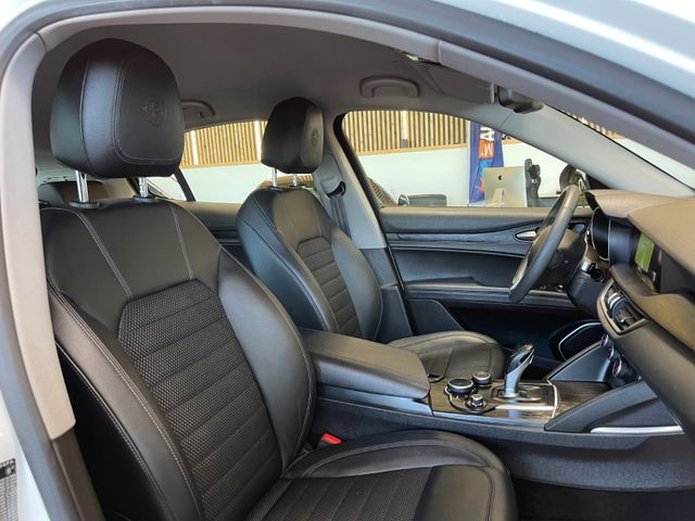 Alfa Romeo Stelvio Super Q4 *KAM*NAVI*TEMPOMAT*LKHZ*