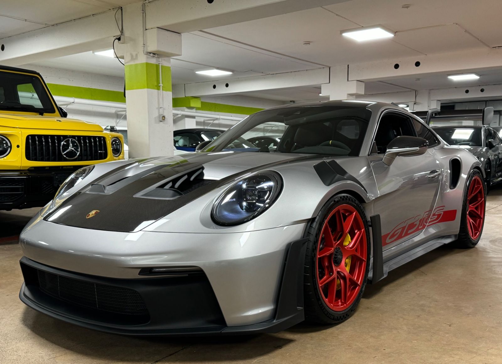 Fahrzeugabbildung Porsche 992 GT3 RS WEISSACH CARBON-KÄFIG CERAMIC 24 FULL