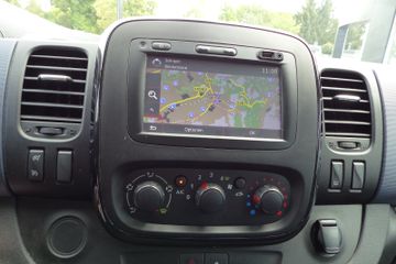 Opel Vivaro - 11