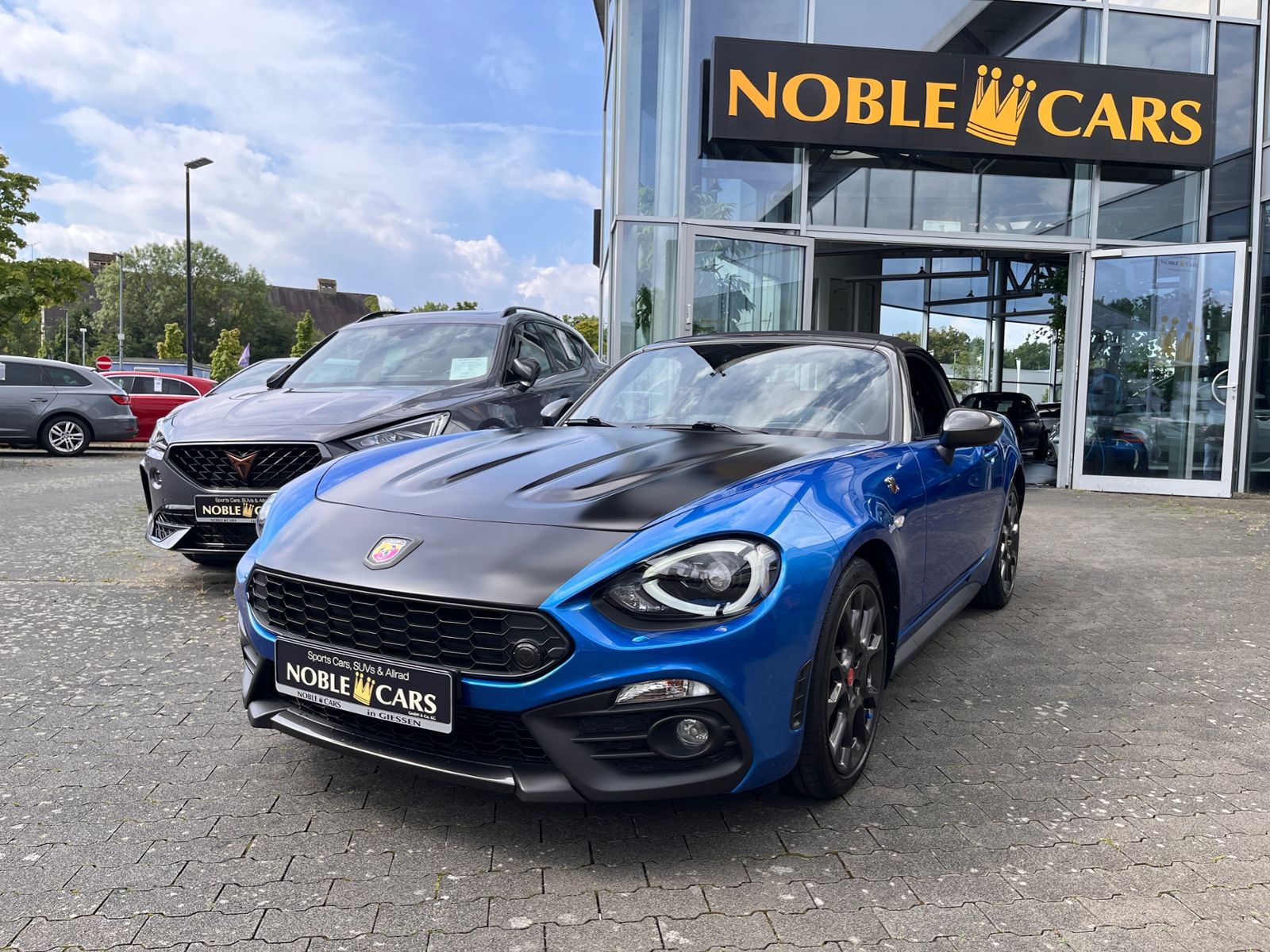 Fahrzeugabbildung Abarth 124 Spider NAVI KLIMA LED LEDER ALU BOSE