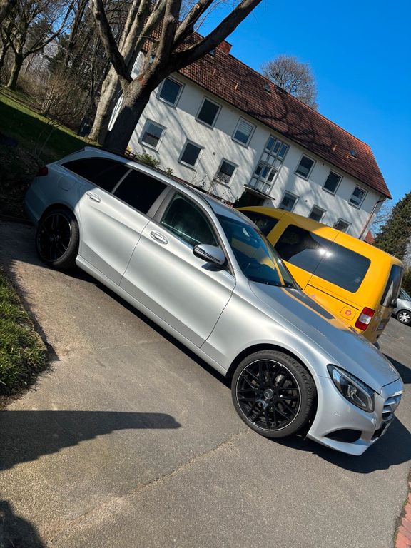 Image of Mercedes-Benz C 220